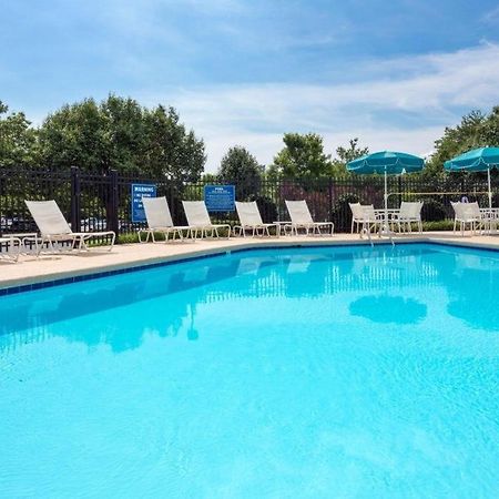 Holiday Inn Express Wilkesboro By Ihg Exterior photo